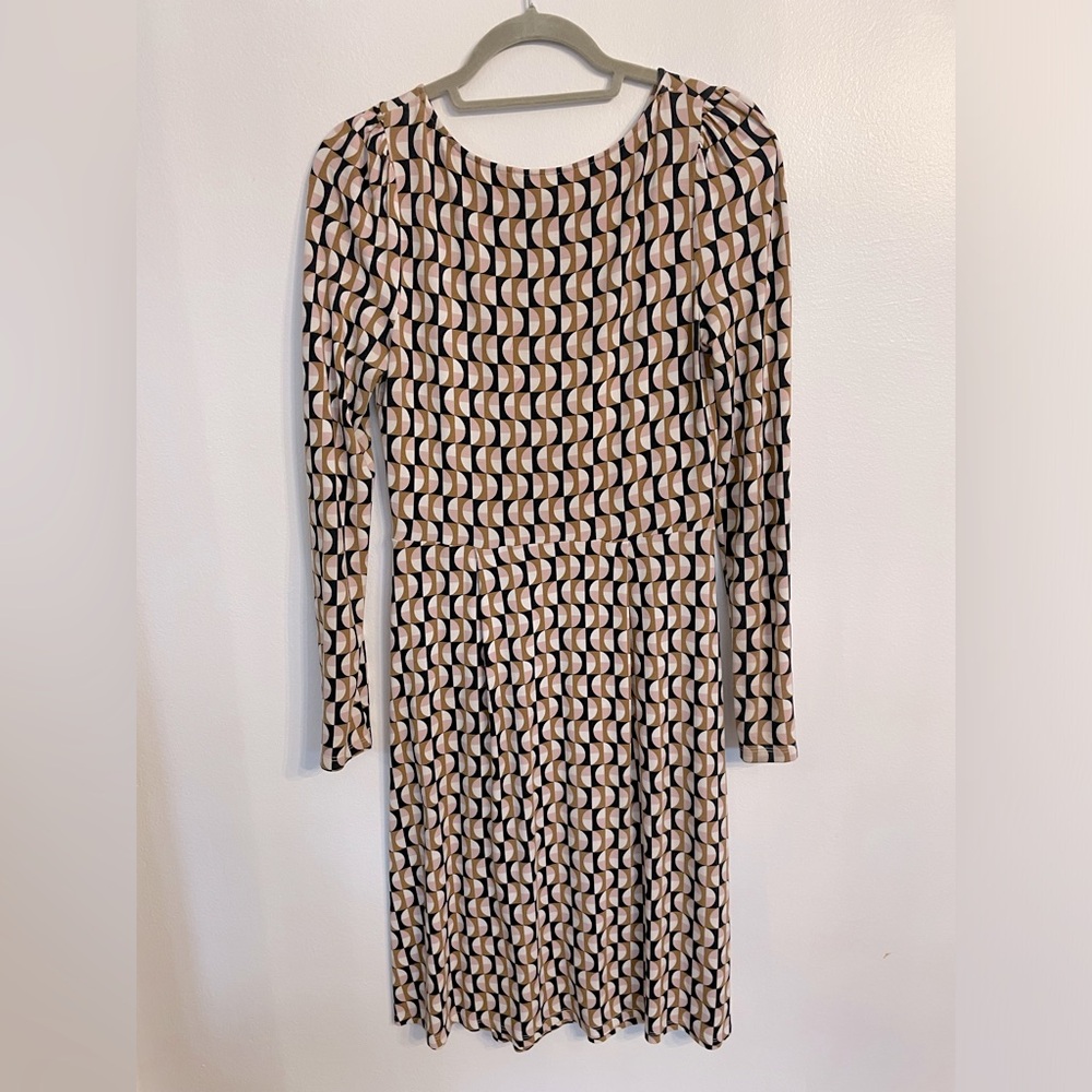 Boden Crew Neck Long Sleeve Dress w Pockets | pink brown geometric print | midi